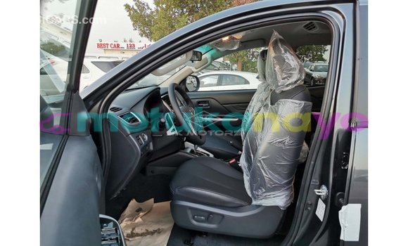 Buy Import Mitsubishi L200 Other Car in Import - Dubai in Bandundu Buy Import Mitsubishi L200 Other Car in Import - Dubai in Bandundu