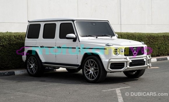 Acheter Import Voiture Mercedes-Benz 190 (W201) Blanc à Import - Dubai, Bandundu Acheter Import Voiture Mercedes-Benz 190 (W201) Blanc à Import - Dubai, Bandundu