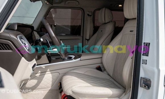 Acheter Import Voiture Mercedes-Benz 190 (W201) Blanc à Import - Dubai, Bandundu Acheter Import Voiture Mercedes-Benz 190 (W201) Blanc à Import - Dubai, Bandundu