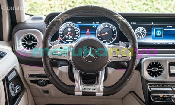 Acheter Import Voiture Mercedes-Benz 190 (W201) Blanc à Import - Dubai, Bandundu Acheter Import Voiture Mercedes-Benz 190 (W201) Blanc à Import - Dubai, Bandundu