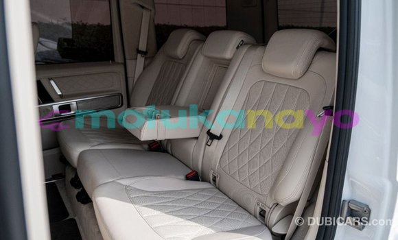 Acheter Import Voiture Mercedes-Benz 190 (W201) Blanc à Import - Dubai, Bandundu Acheter Import Voiture Mercedes-Benz 190 (W201) Blanc à Import - Dubai, Bandundu