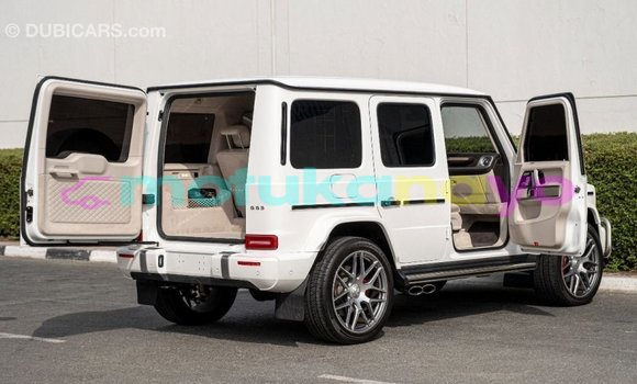 Acheter Import Voiture Mercedes-Benz 190 (W201) Blanc à Import - Dubai, Bandundu Acheter Import Voiture Mercedes-Benz 190 (W201) Blanc à Import - Dubai, Bandundu