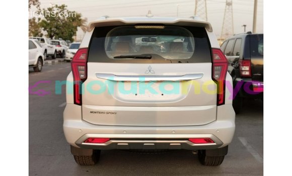 Buy Import Mitsubishi Montero White Car in Import - Dubai in Bandundu Buy Import Mitsubishi Montero White Car in Import - Dubai in Bandundu
