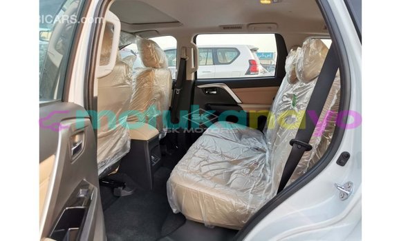 Buy Import Mitsubishi Montero White Car in Import - Dubai in Bandundu Buy Import Mitsubishi Montero White Car in Import - Dubai in Bandundu