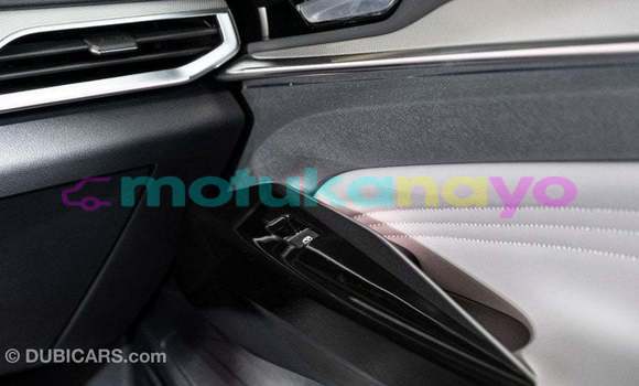 Acheter Import Utilitaire Volkswagen TRUCK Blanc à Import - Dubai, Bandundu Acheter Import Utilitaire Volkswagen TRUCK Blanc à Import - Dubai, Bandundu