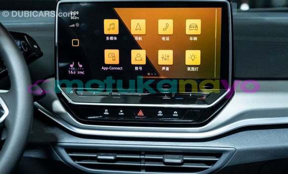 Acheter Import Utilitaire Volkswagen TRUCK Blanc à Import - Dubai, Bandundu Acheter Import Utilitaire Volkswagen TRUCK Blanc à Import - Dubai, Bandundu