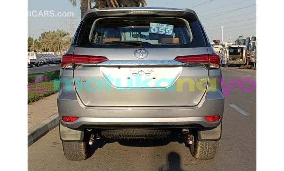 Buy Import Toyota Fortuner Other Car in Import - Dubai in Bandundu Buy Import Toyota Fortuner Other Car in Import - Dubai in Bandundu
