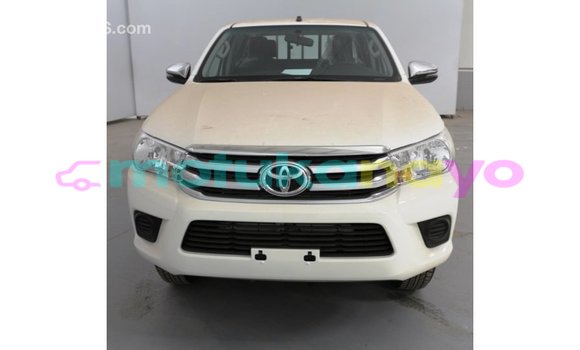 Buy Import Toyota Hilux White Car in Import - Dubai in Bandundu Buy Import Toyota Hilux White Car in Import - Dubai in Bandundu