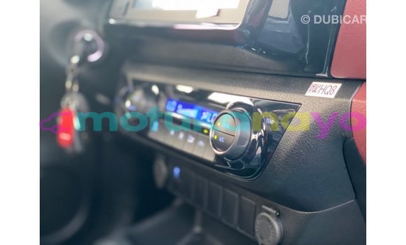 Buy Import Toyota Hilux White Car in Import - Dubai in Bandundu Buy Import Toyota Hilux White Car in Import - Dubai in Bandundu