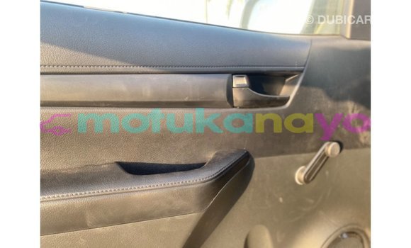 Buy Import Toyota Hilux White Car in Import - Dubai in Bandundu Buy Import Toyota Hilux White Car in Import - Dubai in Bandundu