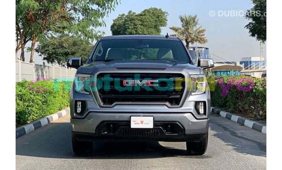 Buy Import GMC Sierra Other Car in Import - Dubai in Bandundu Buy Import GMC Sierra Other Car in Import - Dubai in Bandundu