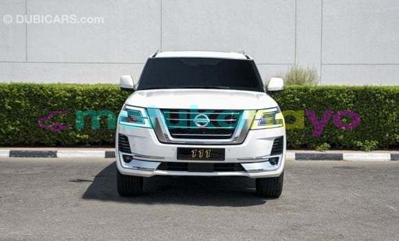 Buy Import Nissan Patrol White Car in Import - Dubai in Bandundu Buy Import Nissan Patrol White Car in Import - Dubai in Bandundu