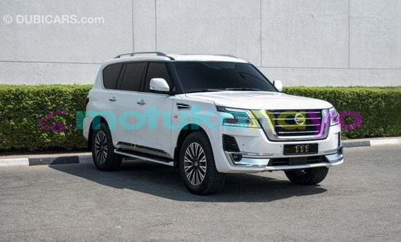 Buy Import Nissan Patrol White Car in Import - Dubai in Bandundu Buy Import Nissan Patrol White Car in Import - Dubai in Bandundu