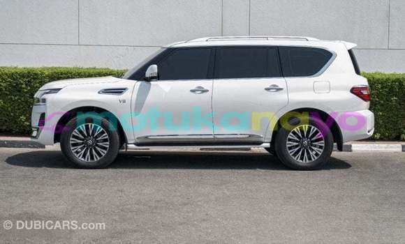 Buy Import Nissan Patrol White Car in Import - Dubai in Bandundu Buy Import Nissan Patrol White Car in Import - Dubai in Bandundu