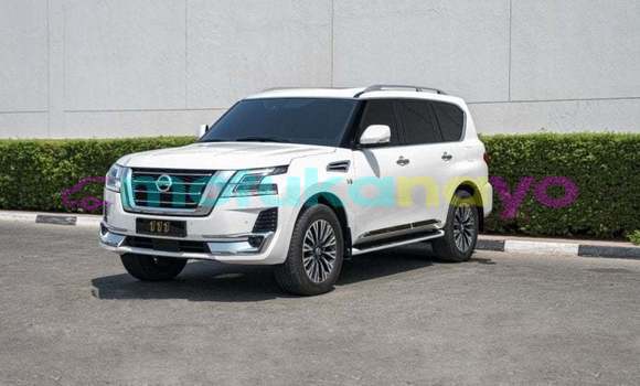 Buy Import Nissan Patrol White Car in Import - Dubai in Bandundu Buy Import Nissan Patrol White Car in Import - Dubai in Bandundu