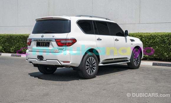 Buy Import Nissan Patrol White Car in Import - Dubai in Bandundu Buy Import Nissan Patrol White Car in Import - Dubai in Bandundu