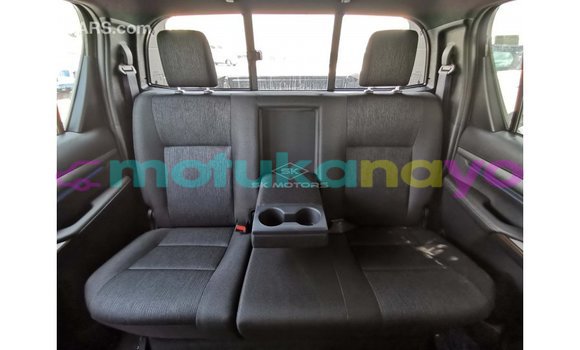 Acheter Import Voiture Toyota Hilux Noir à Import - Dubai, Bandundu Acheter Import Voiture Toyota Hilux Noir à Import - Dubai, Bandundu