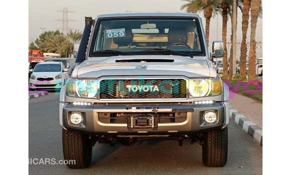 Buy Import Toyota Land Cruiser Other Car in Import - Dubai in Bandundu Buy Import Toyota Land Cruiser Other Car in Import - Dubai in Bandundu