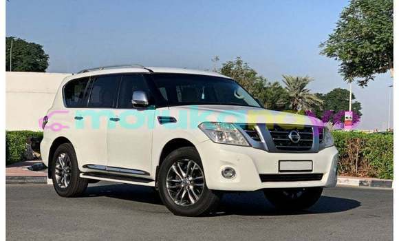Acheter Import Voiture Nissan Patrol Blanc à Import - Dubai, Bandundu Acheter Import Voiture Nissan Patrol Blanc à Import - Dubai, Bandundu