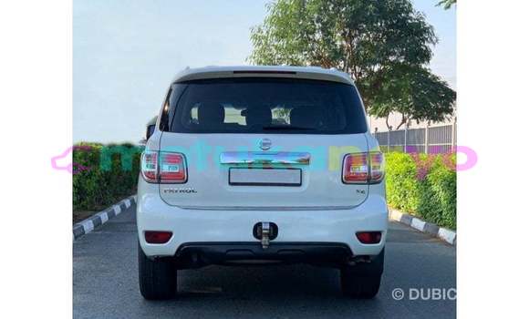 Buy Import Nissan Patrol White Car in Import - Dubai in Bandundu Buy Import Nissan Patrol White Car in Import - Dubai in Bandundu