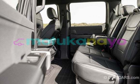 Acheter Import Voiture Ford Club Wagon Noir à Import - Dubai, Bandundu Acheter Import Voiture Ford Club Wagon Noir à Import - Dubai, Bandundu