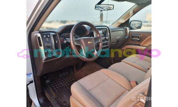 Acheter Import Voiture Chevrolet Silverado Autre à Import - Dubai, Bandundu Acheter Import Voiture Chevrolet Silverado Autre à Import - Dubai, Bandundu