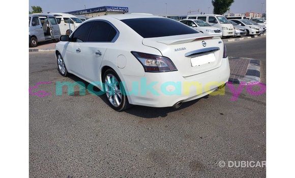 Buy Import Nissan Maxima White Car in Import - Dubai in Bandundu Buy Import Nissan Maxima White Car in Import - Dubai in Bandundu