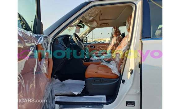 Buy Import Nissan Patrol White Car in Import - Dubai in Bandundu Buy Import Nissan Patrol White Car in Import - Dubai in Bandundu