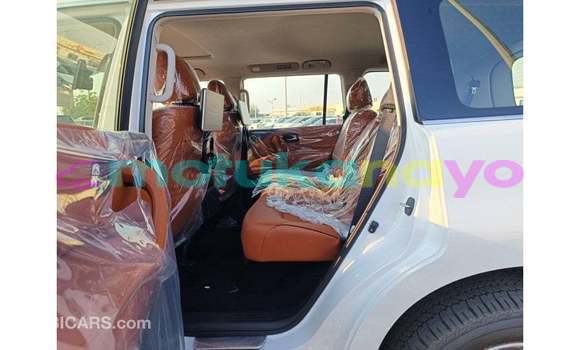 Buy Import Nissan Patrol White Car in Import - Dubai in Bandundu Buy Import Nissan Patrol White Car in Import - Dubai in Bandundu