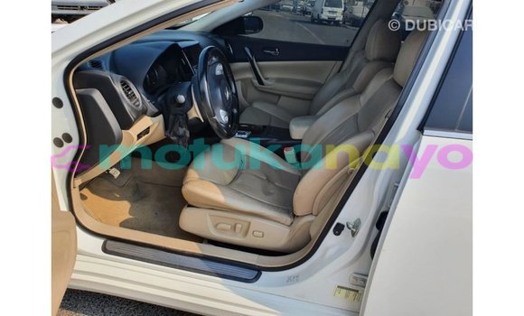 Buy Import Nissan Maxima White Car in Import - Dubai in Bandundu Buy Import Nissan Maxima White Car in Import - Dubai in Bandundu