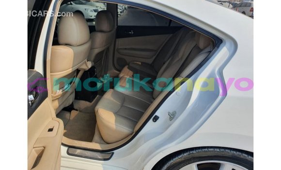 Buy Import Nissan Maxima White Car in Import - Dubai in Bandundu Buy Import Nissan Maxima White Car in Import - Dubai in Bandundu