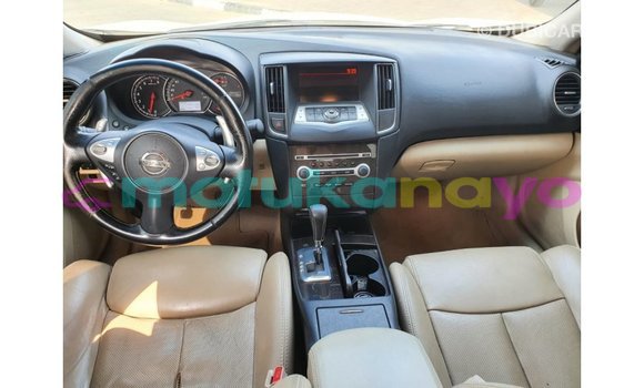 Buy Import Nissan Maxima White Car in Import - Dubai in Bandundu Buy Import Nissan Maxima White Car in Import - Dubai in Bandundu