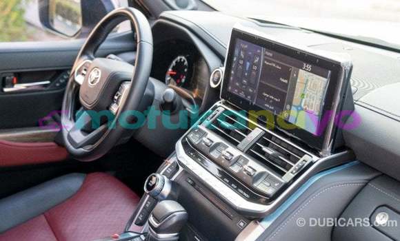 Buy Import Toyota Land Cruiser White Car in Import - Dubai in Bandundu Buy Import Toyota Land Cruiser White Car in Import - Dubai in Bandundu