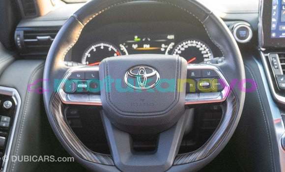 Buy Import Toyota Land Cruiser White Car in Import - Dubai in Bandundu Buy Import Toyota Land Cruiser White Car in Import - Dubai in Bandundu
