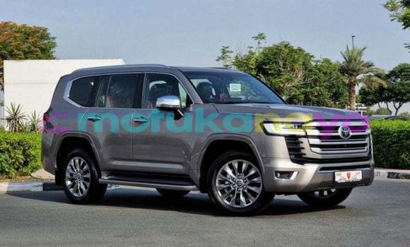 Buy Import Toyota Land Cruiser Other Car in Import - Dubai in Bandundu Buy Import Toyota Land Cruiser Other Car in Import - Dubai in Bandundu