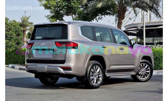 Buy Import Toyota Land Cruiser Other Car in Import - Dubai in Bandundu Buy Import Toyota Land Cruiser Other Car in Import - Dubai in Bandundu
