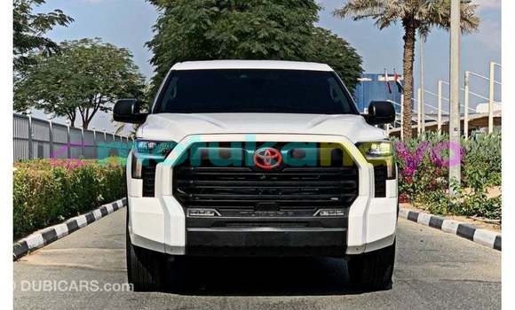 Acheter Import Voiture Toyota Tundra Blanc à Import - Dubai, Bandundu Acheter Import Voiture Toyota Tundra Blanc à Import - Dubai, Bandundu