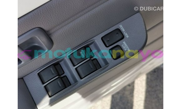 Buy Import Toyota Land Cruiser White Car in Import - Dubai in Bandundu Buy Import Toyota Land Cruiser White Car in Import - Dubai in Bandundu