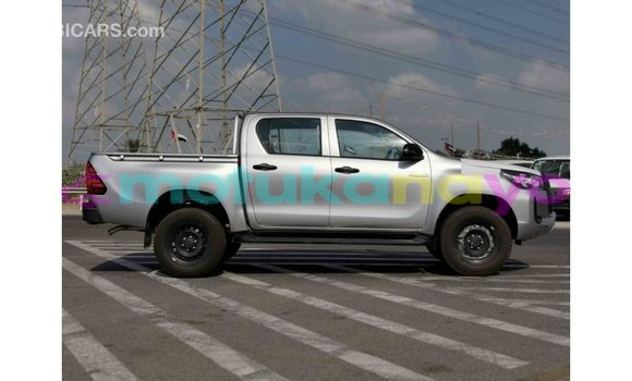 Buy Import Toyota Hilux Other Car in Import - Dubai in Bandundu Buy Import Toyota Hilux Other Car in Import - Dubai in Bandundu