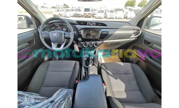 Buy Import Toyota Hilux Other Car in Import - Dubai in Bandundu Buy Import Toyota Hilux Other Car in Import - Dubai in Bandundu