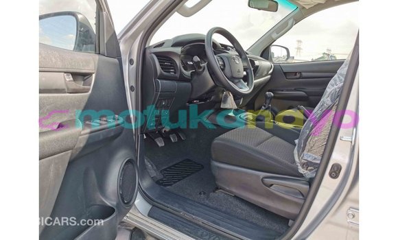 Buy Import Toyota Hilux Other Car in Import - Dubai in Bandundu Buy Import Toyota Hilux Other Car in Import - Dubai in Bandundu