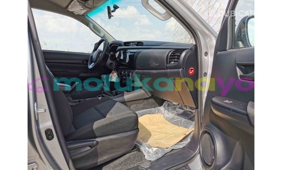 Buy Import Toyota Hilux Other Car in Import - Dubai in Bandundu Buy Import Toyota Hilux Other Car in Import - Dubai in Bandundu