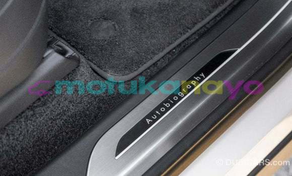 Acheter Import Voiture Land Rover Range Rover Blanc à Import - Dubai, Bandundu Acheter Import Voiture Land Rover Range Rover Blanc à Import - Dubai, Bandundu