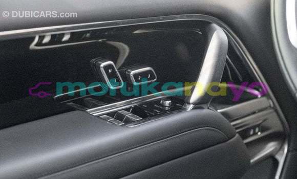 Buy Import Land Rover Range Rover White Car in Import - Dubai in Bandundu Buy Import Land Rover Range Rover White Car in Import - Dubai in Bandundu