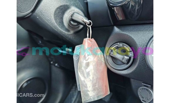 Buy Import Toyota Hilux Other Car in Import - Dubai in Bandundu Buy Import Toyota Hilux Other Car in Import - Dubai in Bandundu