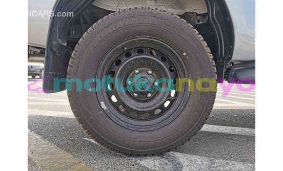 Buy Import Toyota Hilux Other Car in Import - Dubai in Bandundu Buy Import Toyota Hilux Other Car in Import - Dubai in Bandundu