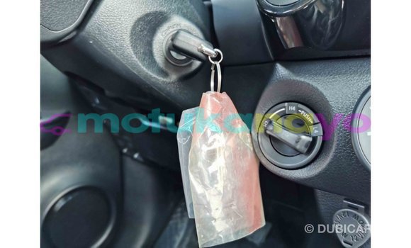 Buy Import Toyota Hilux Other Car in Import - Dubai in Bandundu Buy Import Toyota Hilux Other Car in Import - Dubai in Bandundu