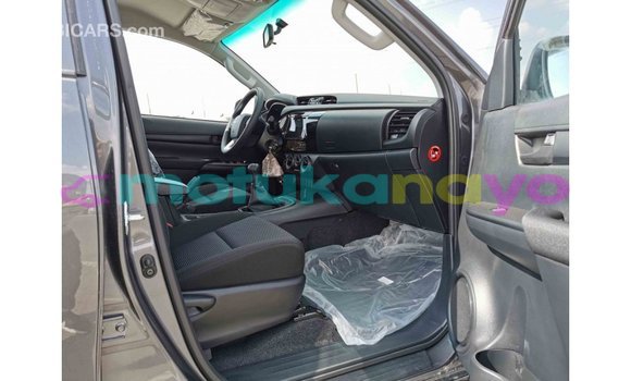 Buy Import Toyota Hilux Other Car in Import - Dubai in Bandundu Buy Import Toyota Hilux Other Car in Import - Dubai in Bandundu