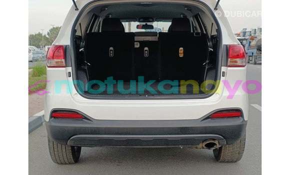 Acheter Import Voiture Kia Sorento Blanc à Import - Dubai, Bandundu Acheter Import Voiture Kia Sorento Blanc à Import - Dubai, Bandundu