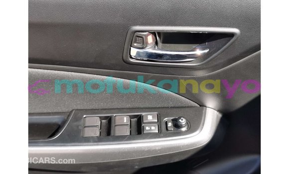 Buy Import Suzuki 750 Brown Bike in Import - Dubai in Bandundu Buy Import Suzuki 750 Brown Bike in Import - Dubai in Bandundu